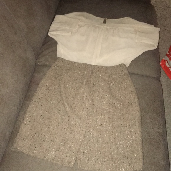 Woman dress - Picture 2 of 3